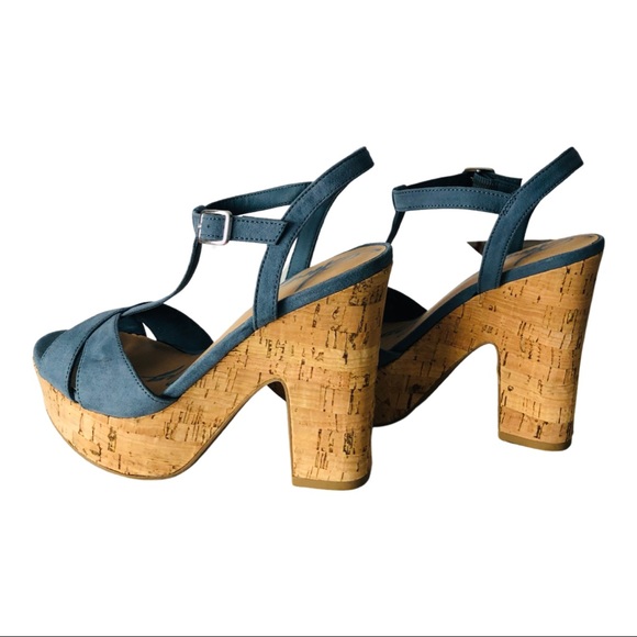 American Rag - Picture 4 of 6